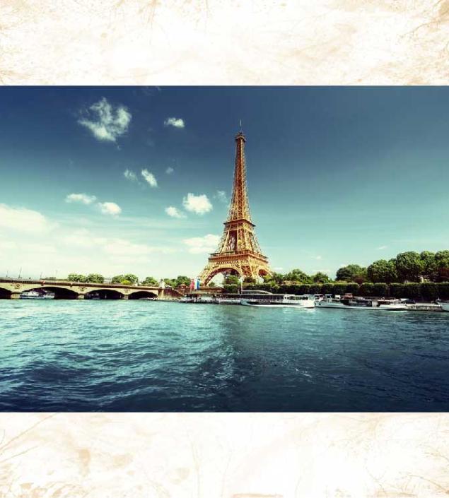 Eiffel Tower Print Canvas